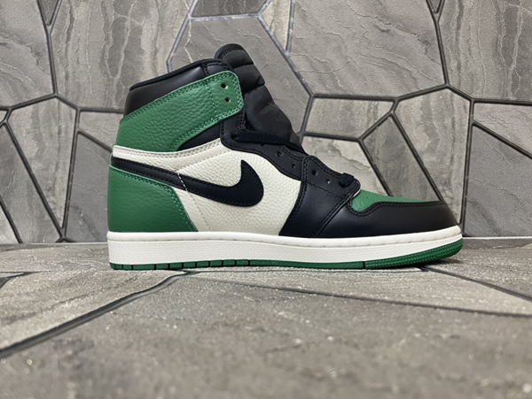 ナイキ靴背面デザイン